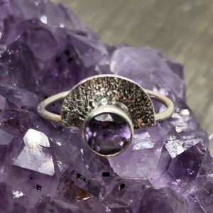Dainty amethyst crystal sterling silver 925 ring